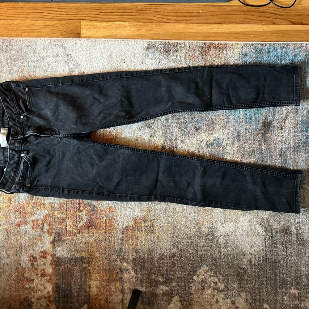 Calvin Klein Jeans. Size 6x30